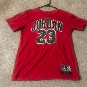 Jordan Red Logo T-Shirt xl boys